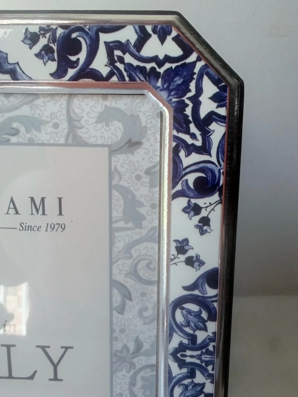 Blue & White Decorative Photo Frame for 4”x6” made in Italy